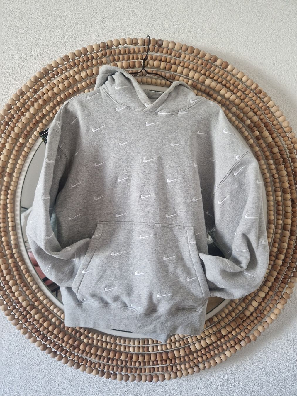 Nike Pullover & Sweatshirts: Hoodie Nike gris oversize avec logos - Taille M – Neu (gemäss Beschreibung) aus Denges von elo_2zgb