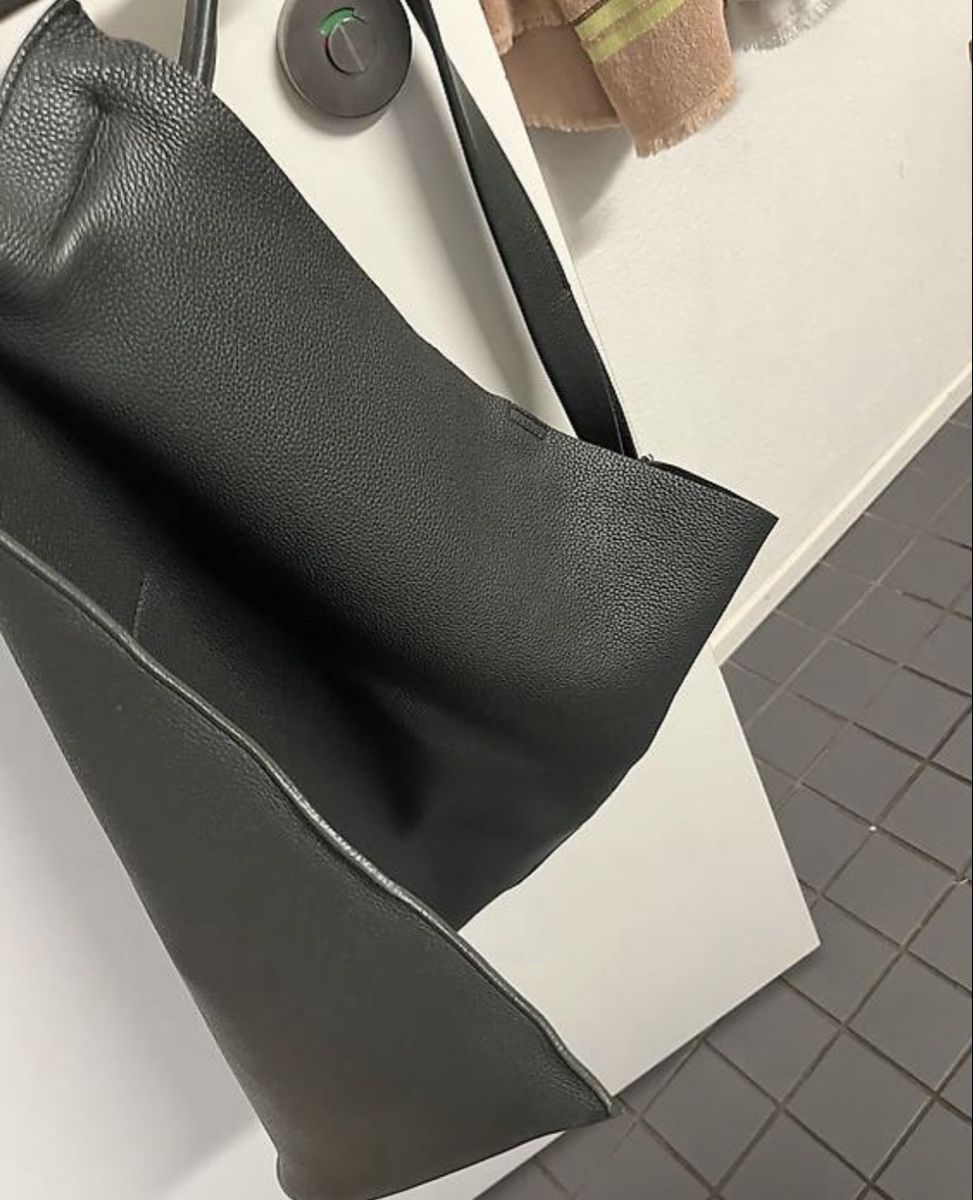 Jil Sander Taschen für Damen: Jil Sander Tasche Gross – Gebraucht aus Ebikon von loy_wjg6 2