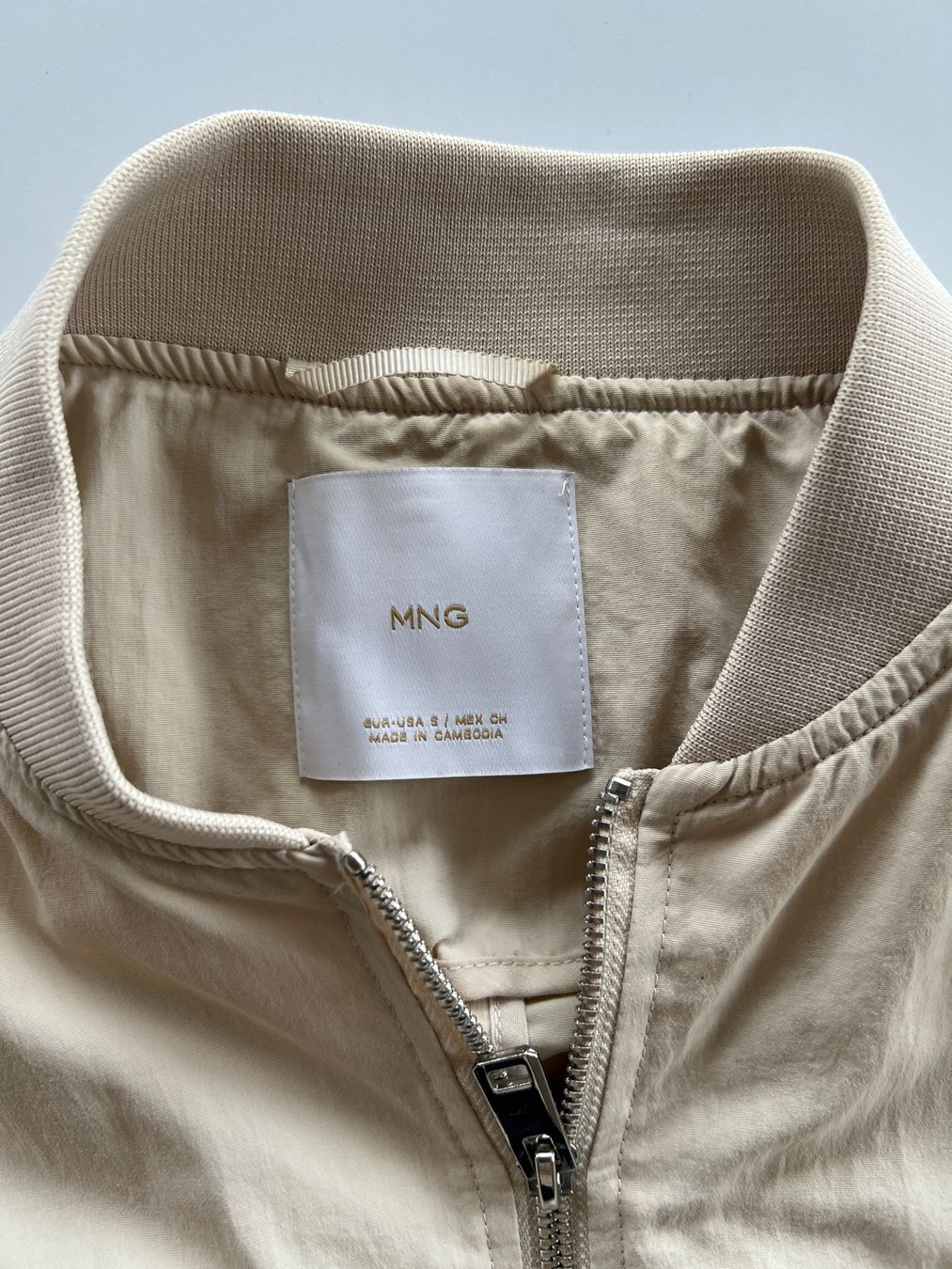 Giacche: Mango Bomberjacke Ecru Gr. S – kurze Übergangsjacke – Usato da Büetigen venduto da Jabo 5