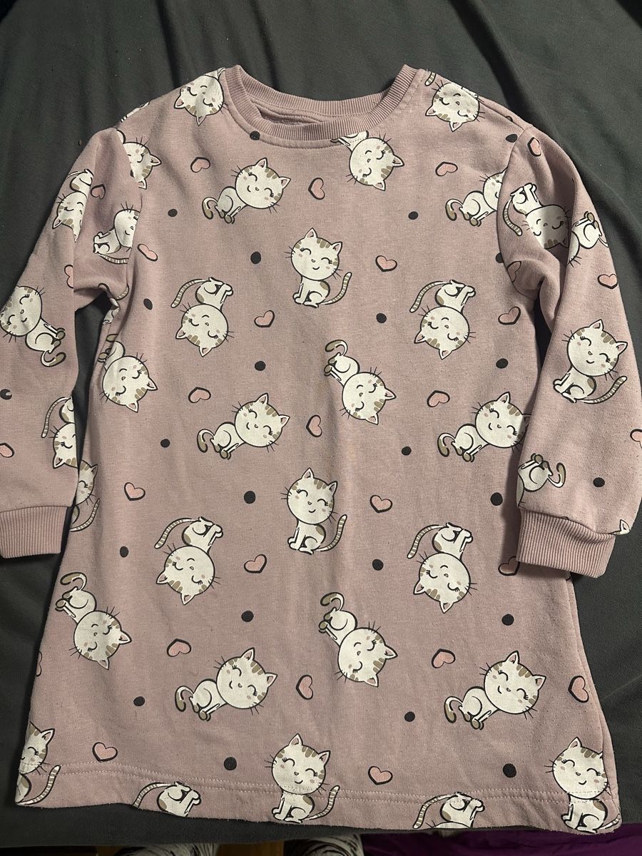 Pullover & Sweatshirts: Kleid Pullover Grösse 122/128 – Gebraucht aus Busswil von billib