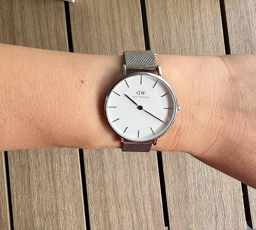 Montres: Orologio Daniel Wellington – D'occasion à Cugnasco par Sophia-1998