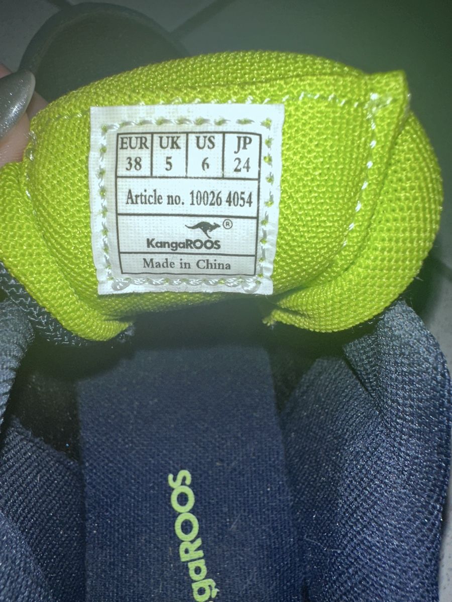 Schuhe für Jungen: KangaROOS Turnschuhe Gr. 38 – Gebraucht aus Buus von 2019dp 6