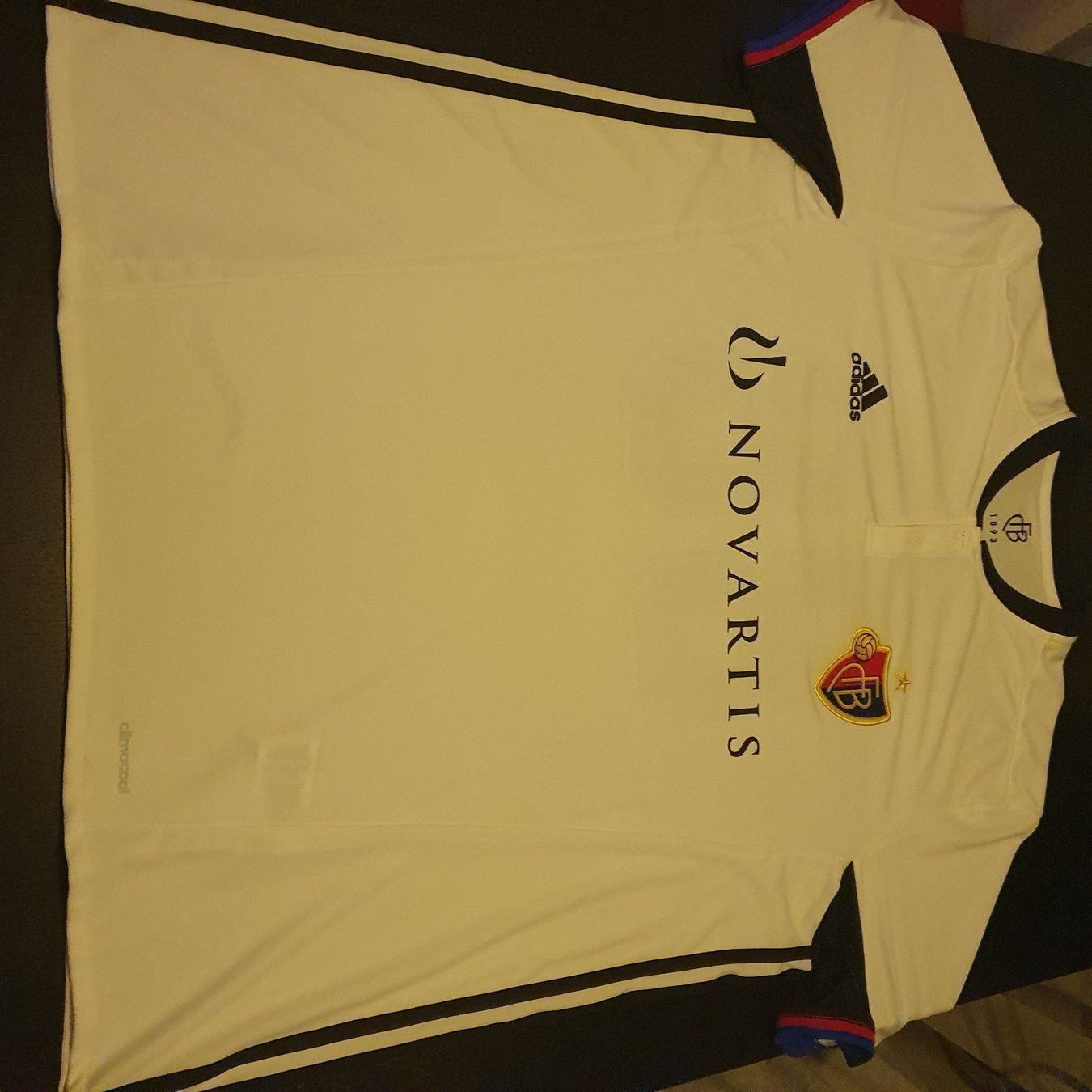 Adidas Canottiere & Pantaloni: FC Basel Trikot #88 Doumbia – Usato da Ostermundigen venduto da Madsen2892