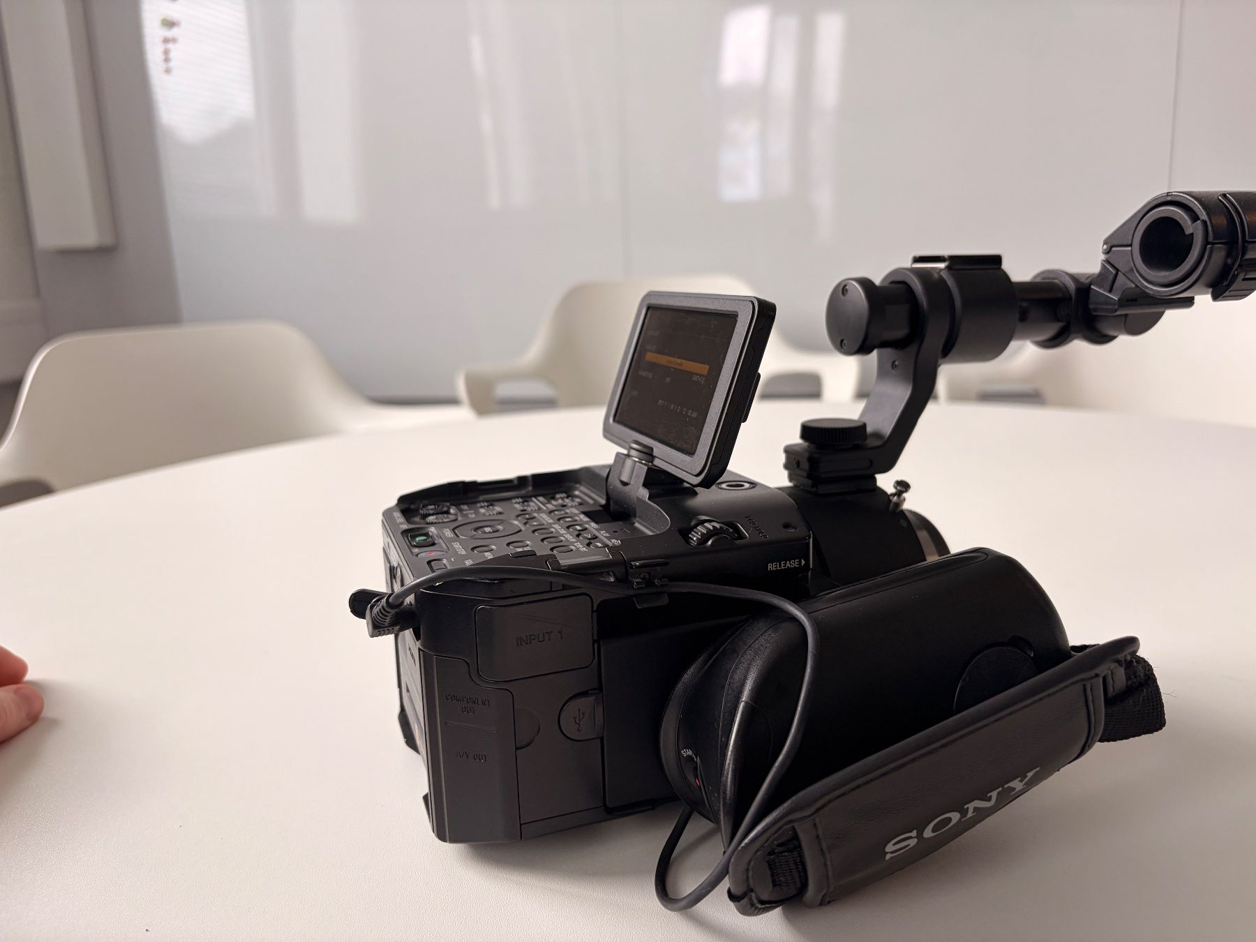 Sony Videocamere: Günstig: Sony NEX-FS100 – Usato da Zürich venduto da danigrunder 4