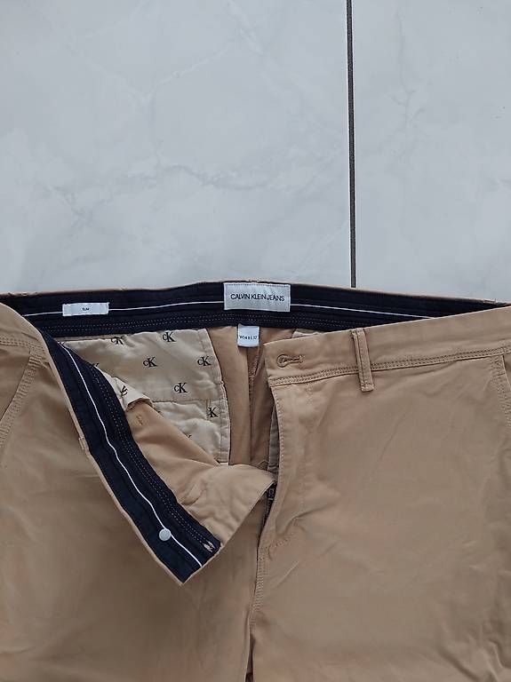 Calvin Klein Jeans: CALVIN KLEIN Jeans, Grösse W32 / L32 – Gebraucht aus Itingen von sil_jtd6 2