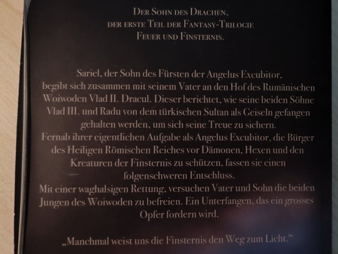 Libri: Trilogie "Feuer und Finsternis" – Usato da Möhlin venduto da Kolleg_essig 1