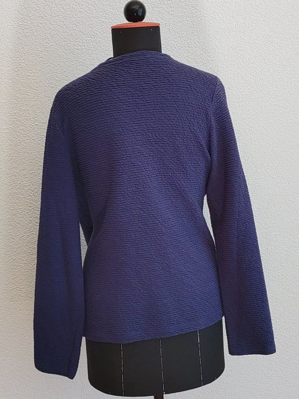 Giacche: Dunkelblaue Strickjacke, Grösse 44-46 – Usato da Strengelbach venduto da Phorensic_30 2
