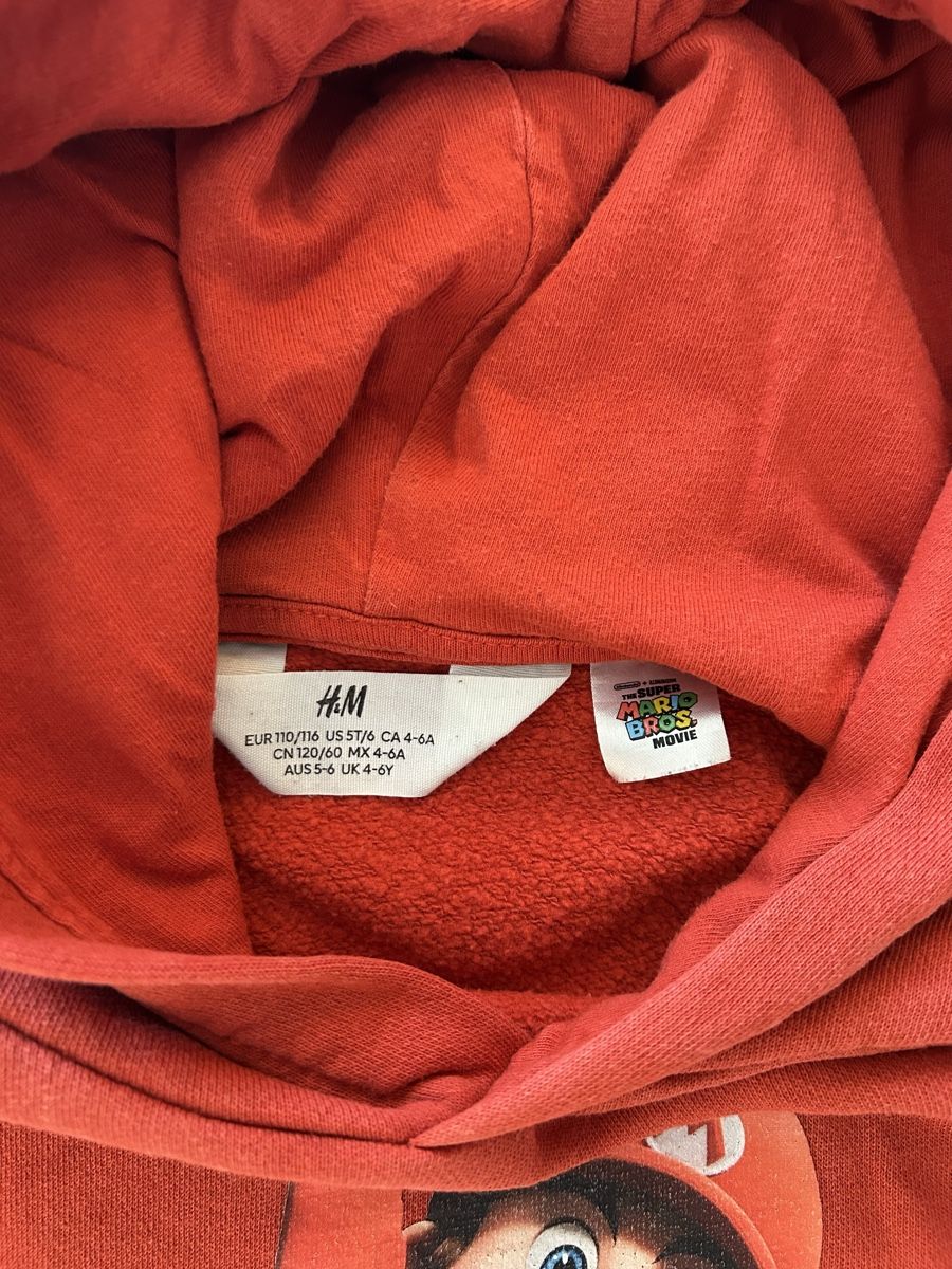 H&M Pullover & Sweatshirts: Kapuzzenpullover von H&M Grösse.110-116 in Top Zustand – Gebraucht aus Lengnau BE von M.Laib 3