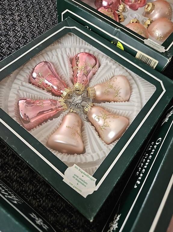 Tutte le decorazioni: Rosa/Pinker Weihnachtsbaumschmuck – Usato da Affoltern am Albis venduto da rahelvolli 2