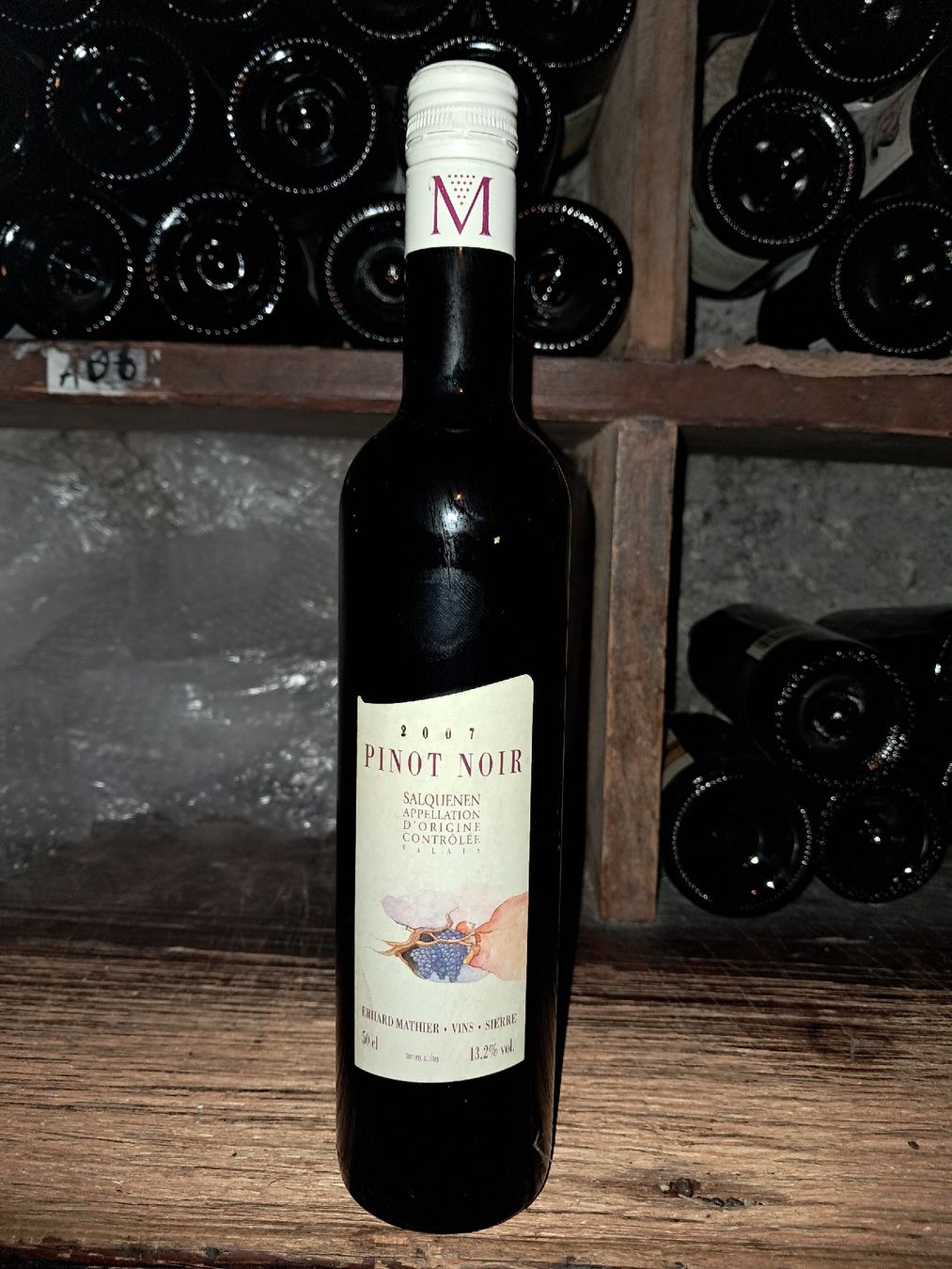 Vino: Pinot Noir 50cl cave Erhard Mathier 2007 – Nuovo e nell'imballaggio originale da Le locle venduto da juliensaran