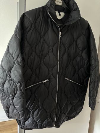 Steppjacke schwarz Grösse S (wie L sehr übergroß!)