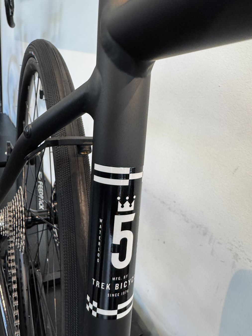 Trek Biciclette: TREK Domane AL 5 Gen 4, Grösse 56cm – Nuovo e nell'imballaggio originale da Zürich venduto da Velofabrik01 5
