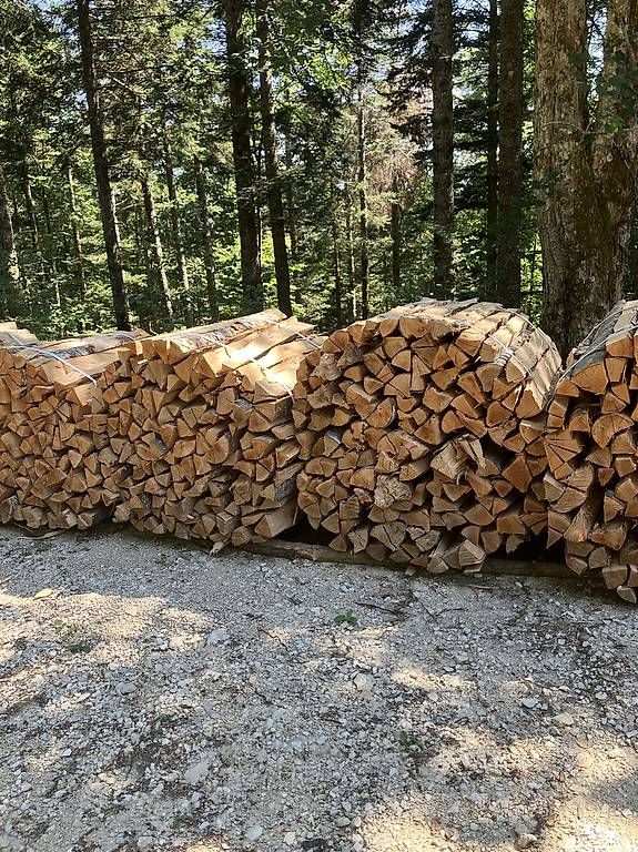 Camini: Bois de cheminée  – Usato da Le landeron venduto da Manank