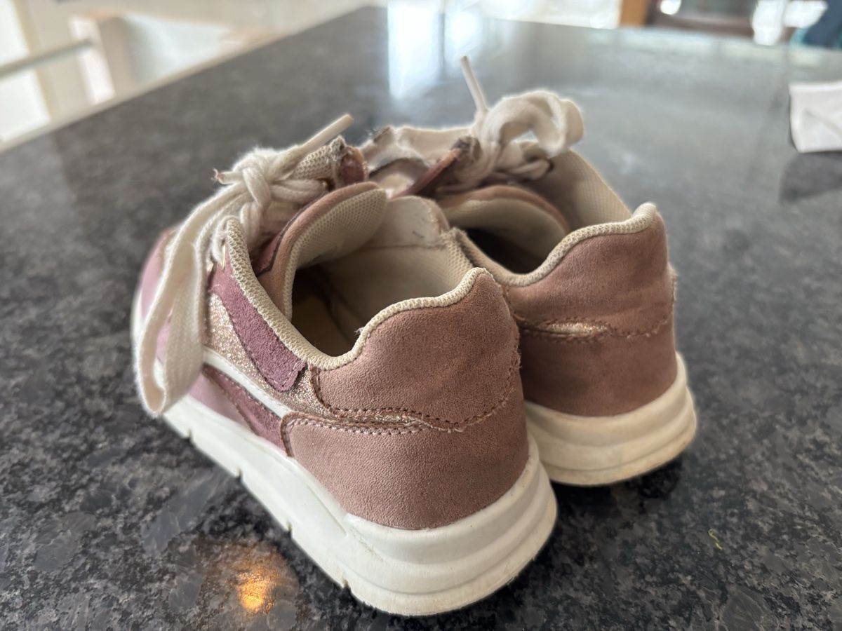 Friboo Scarpe per ragazze: Turnschuhe, Gr. 27 – Usato da Münchenbuchsee venduto da pulvfr 2