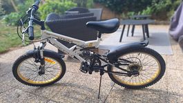 Vélo garçon 16 pouces, à suspensions