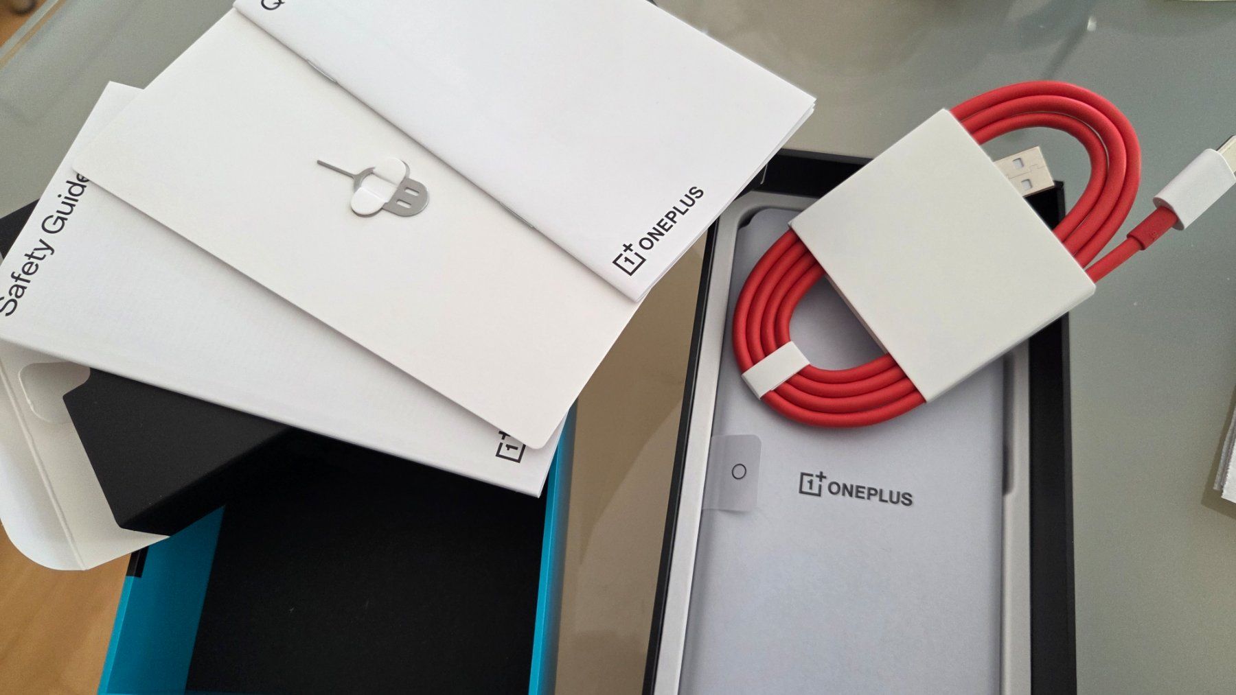 OnePlus Telefoni cellulari / Smartphones: neues OnePlusNord CE5 – Nuovo e nell'imballaggio originale da Bern venduto da Debo99 6