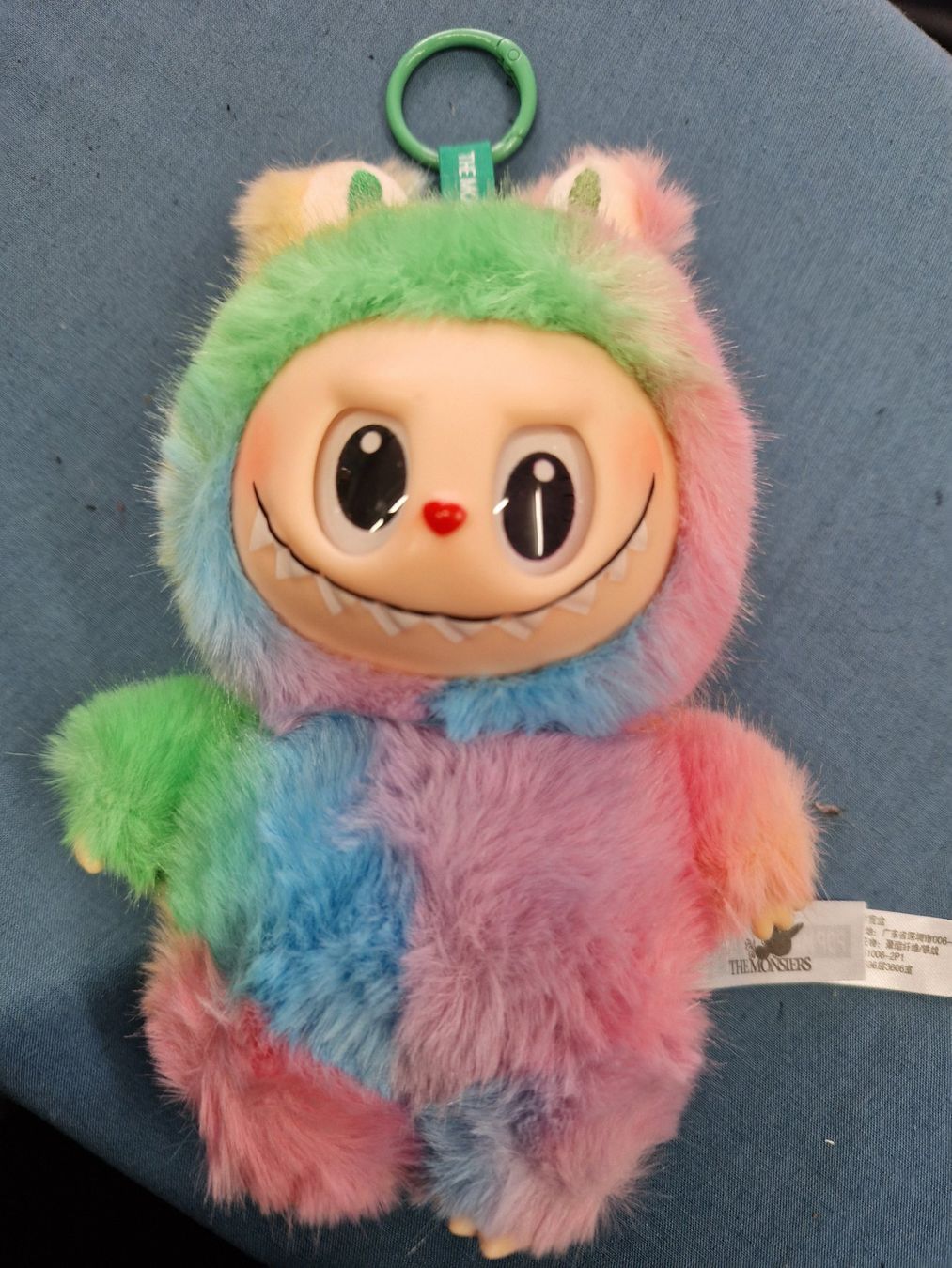 Statuette: Labubu multicolore  Édition limitée  17 cm NEUF – Nuovo e nell'imballaggio originale da St-Imier venduto da goodber 1