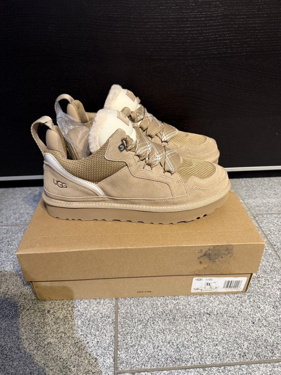 Ugg Scarpe da donna: UGG Lowmel sand Gr. 42 – Nuovo e nell'imballaggio originale da Schmerikon venduto da Rafail.w 3