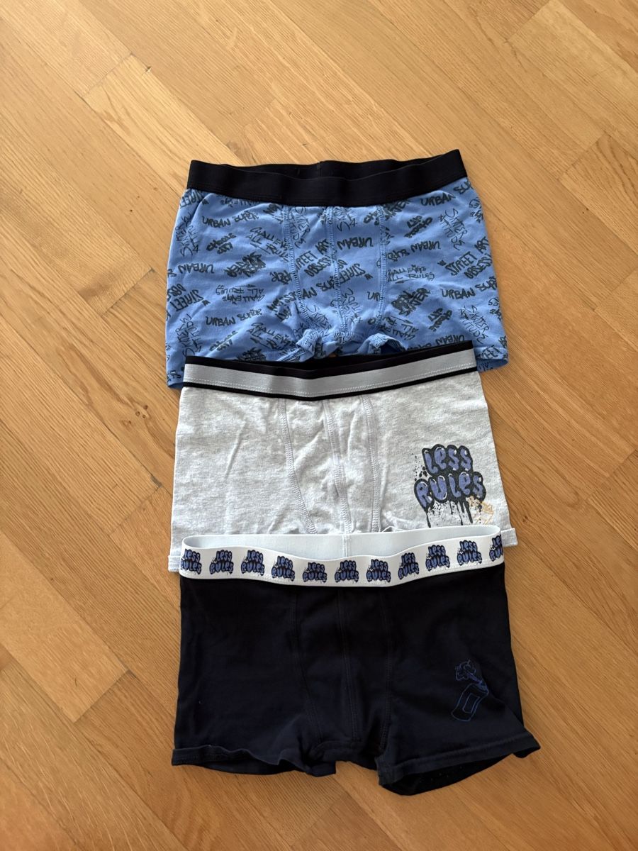 Biancheria intima: Unterhose Junge Gr. 134 – Usato da Winterthur venduto da Baby117