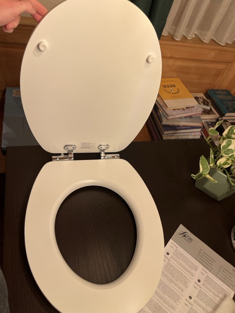 WC: WC Deckel Holzdesign – Neuf avec emballage d'origine à Einsiedeln par sandramon 5