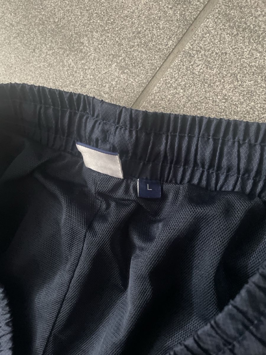 Pantalons: Trainerhose Gr. L – D'occasion à Laufen par bia_7vr6 3