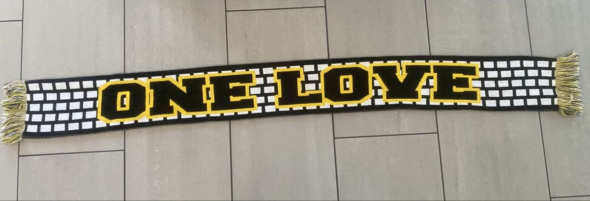 Foulard & Sciarpe: BSC Young Boys YB Schal – Nuovo (secondo la descrizione) da Thörishaus venduto da luc_nsv9 1