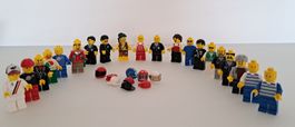 21 Stk. Lego Minifiguren  / Sammlung gemäss Fotos