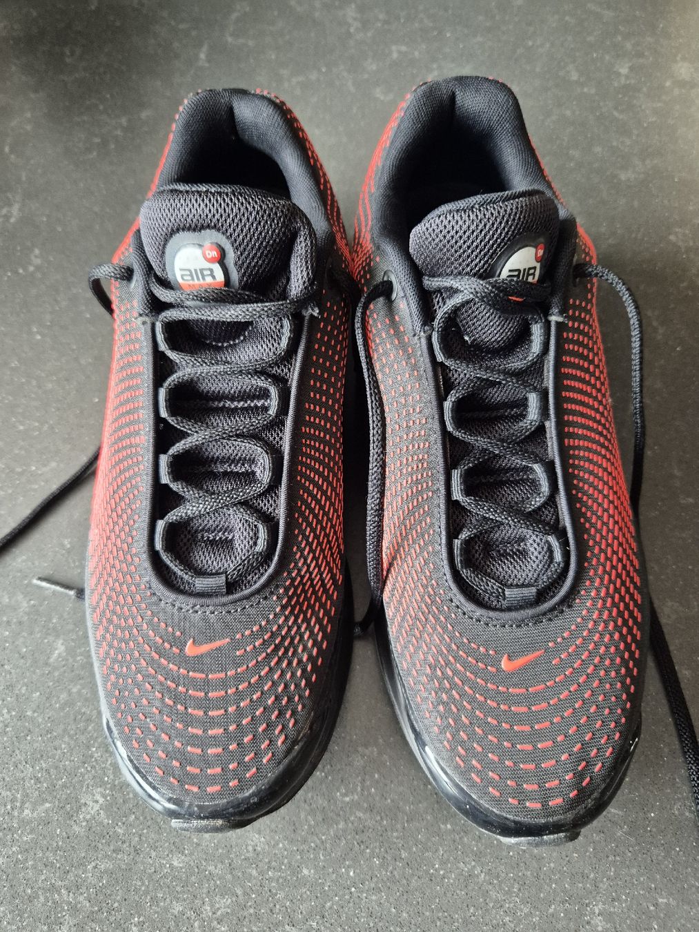 Nike Herrenschuhe: Air Max DN – Neu (gemäss Beschreibung) aus Herisau von dan_6yft