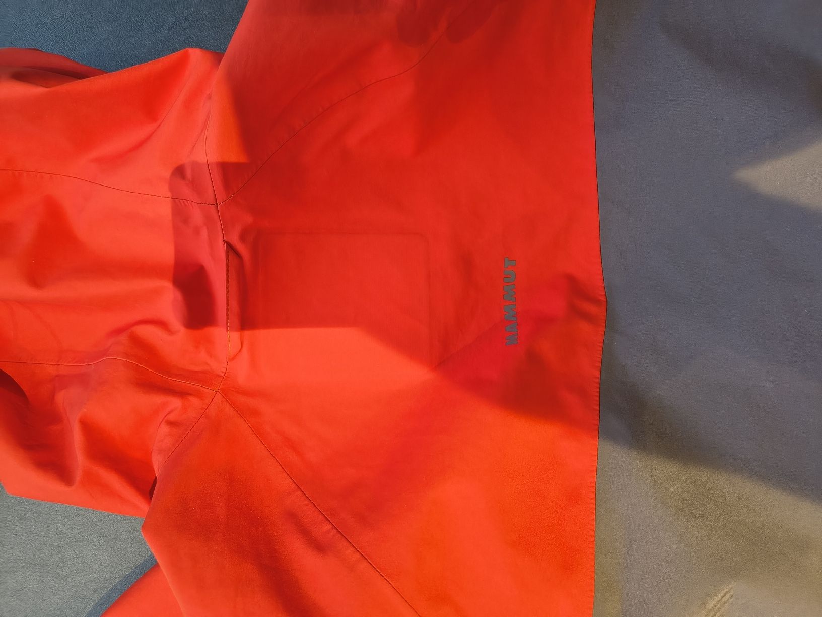 Mammut Jacken: MAMMUT JACKET  – Gebraucht aus Tegna von van_9cdw 3