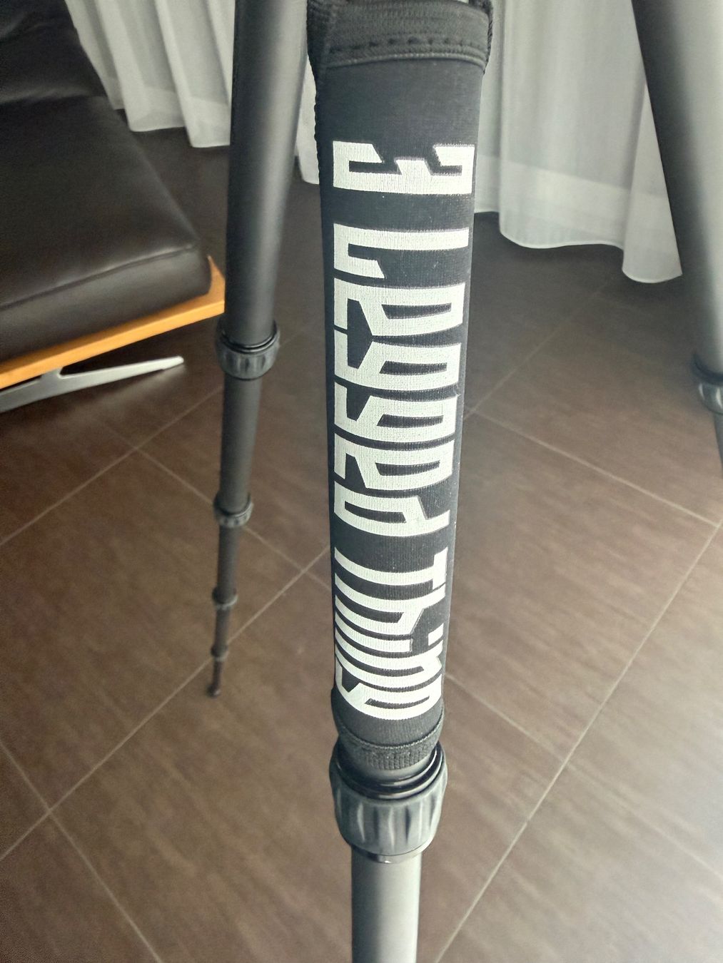 Trépieds & Accessoires: Carbon Stativ 3 Legged Thing X1.1 Brian Evolution 2 + Cullma – D'occasion à Hellbühl par Rodgers67 5