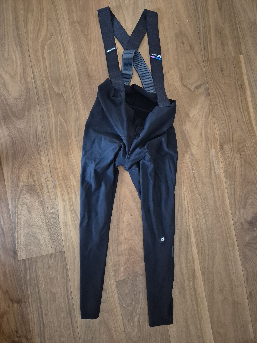Assos Pantaloni: Assos Herbst/Winter Bib Tights Gr. L – Usato da Näfels venduto da Chanel.05