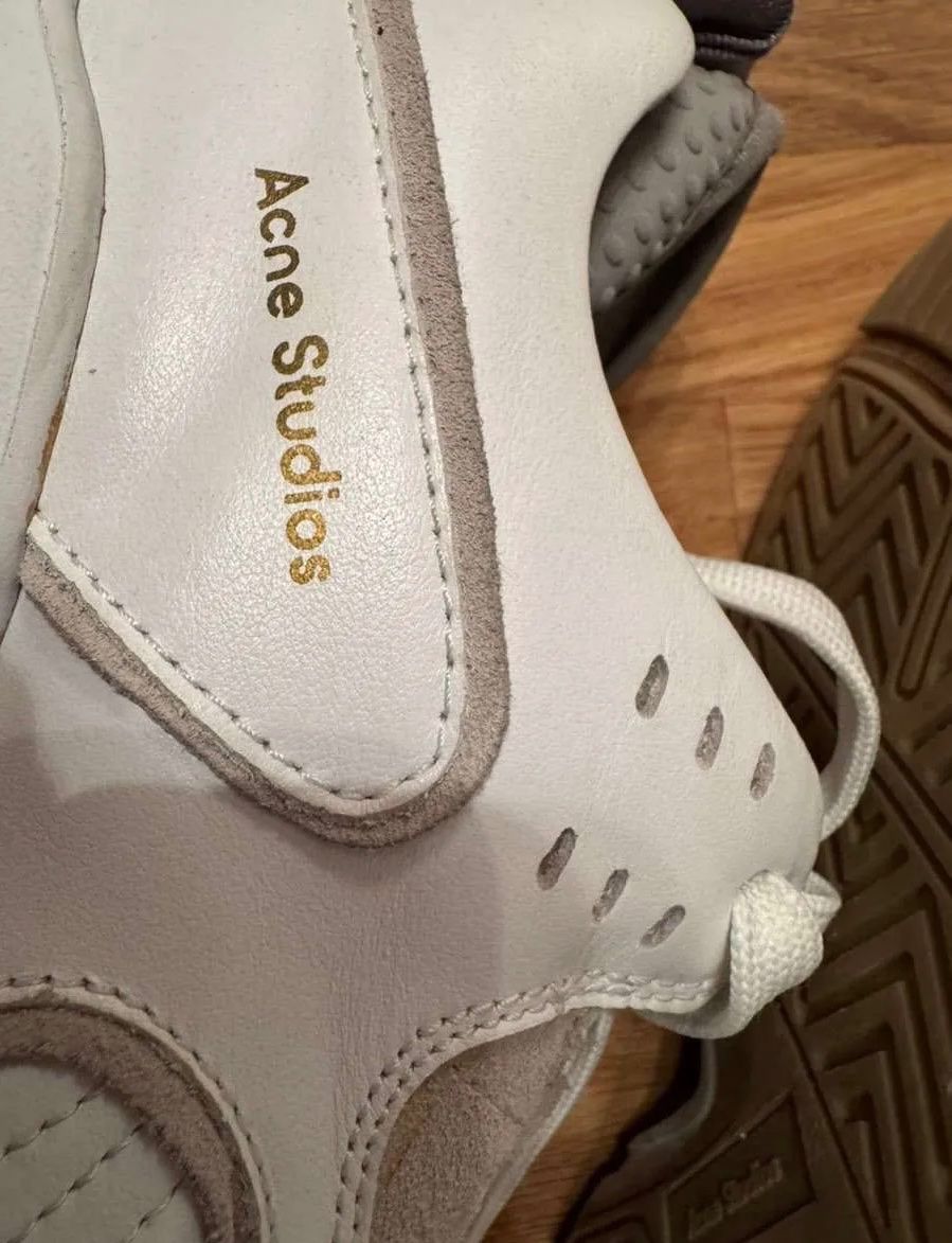 Acne Studios Scarpe da uomo: Acne Studios Augustin Sneakers, Gr. 38, weiss – Usato da Triesen venduto da atos87 2