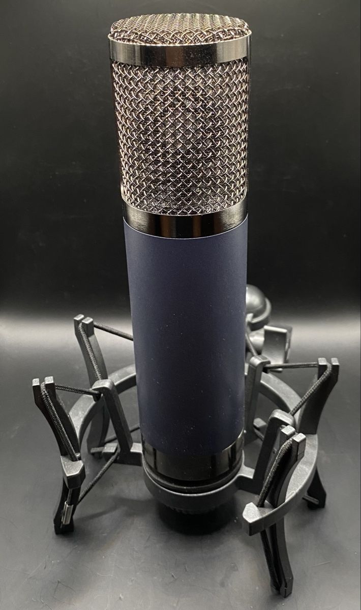 Mikrofone: TF11 Clone Studio Kondensatormikrofon + Shockmount XLR – Neu (gemäss Beschreibung) aus Kirchberg BE von swiss_slab