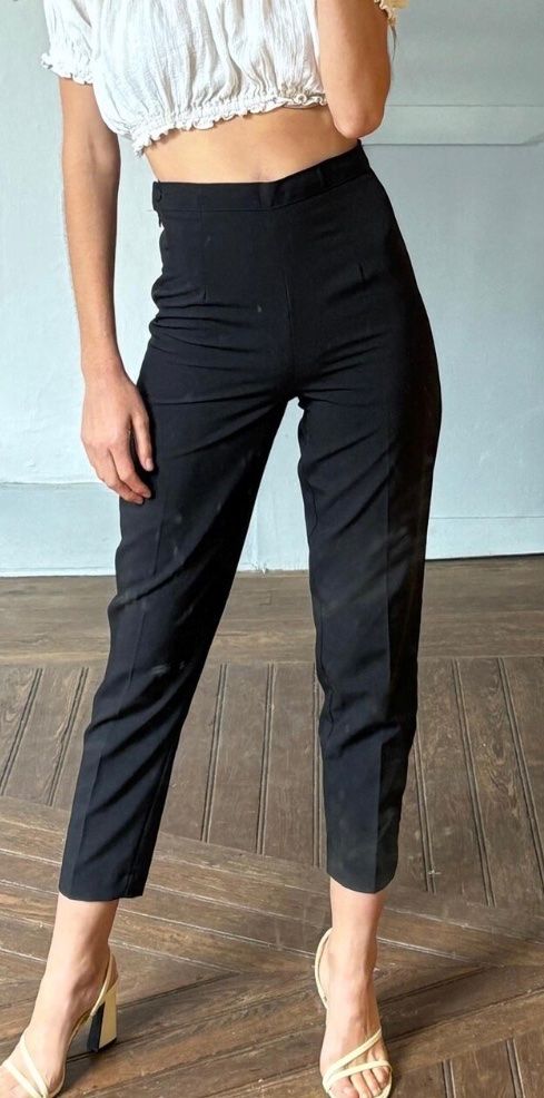 Pantaloni: pantalon cigarette taille haute noir – Usato da Lausanne venduto da emm_sc77 1