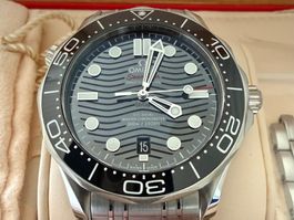 Omega Seamaster Diver 300M | Full Set | Warranty December 26