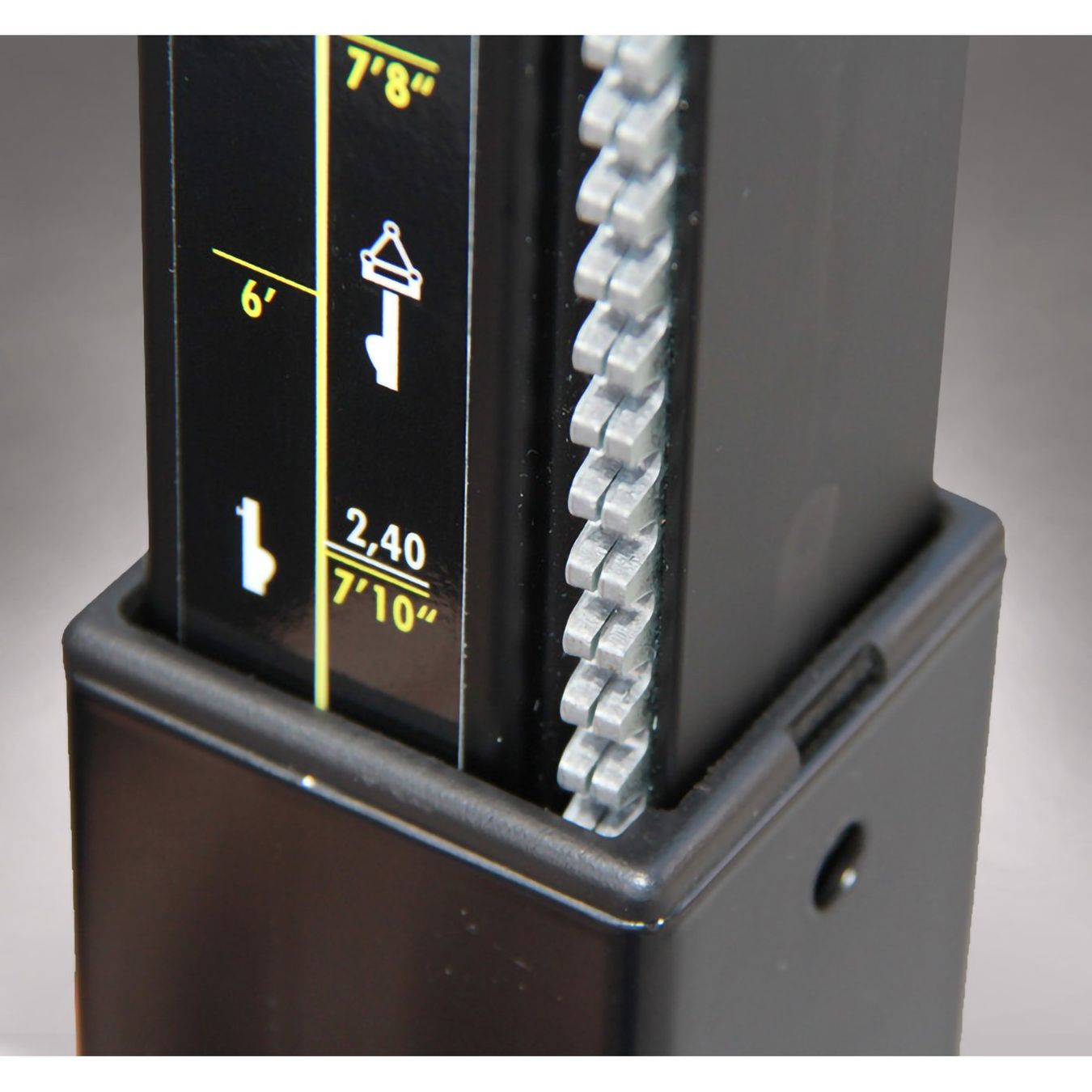 Sonstige Dekorationen & Accessoires: Goliath Lifter R3500 Wind up stand 3.5m Nr1 – Gebraucht aus Chur von 80808080 2