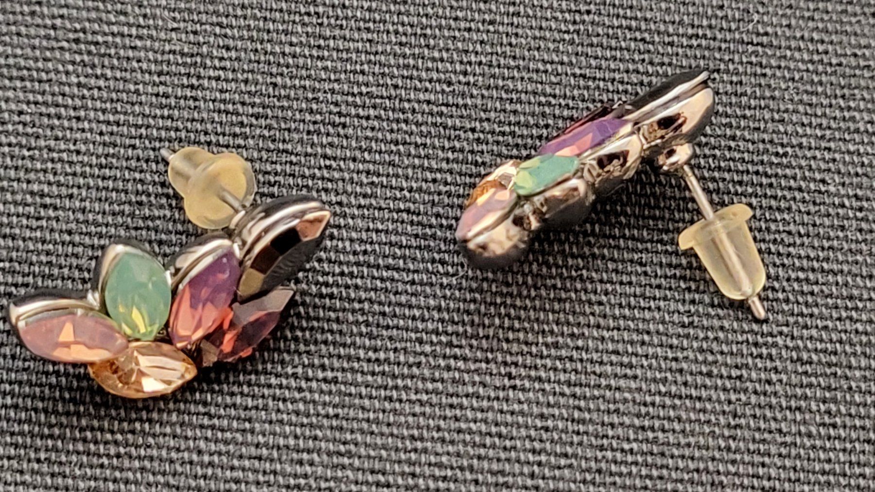 Ohrringe & -stecker: Ohrstecker Modeschmuck – Gebraucht aus Basel von spinne02 4