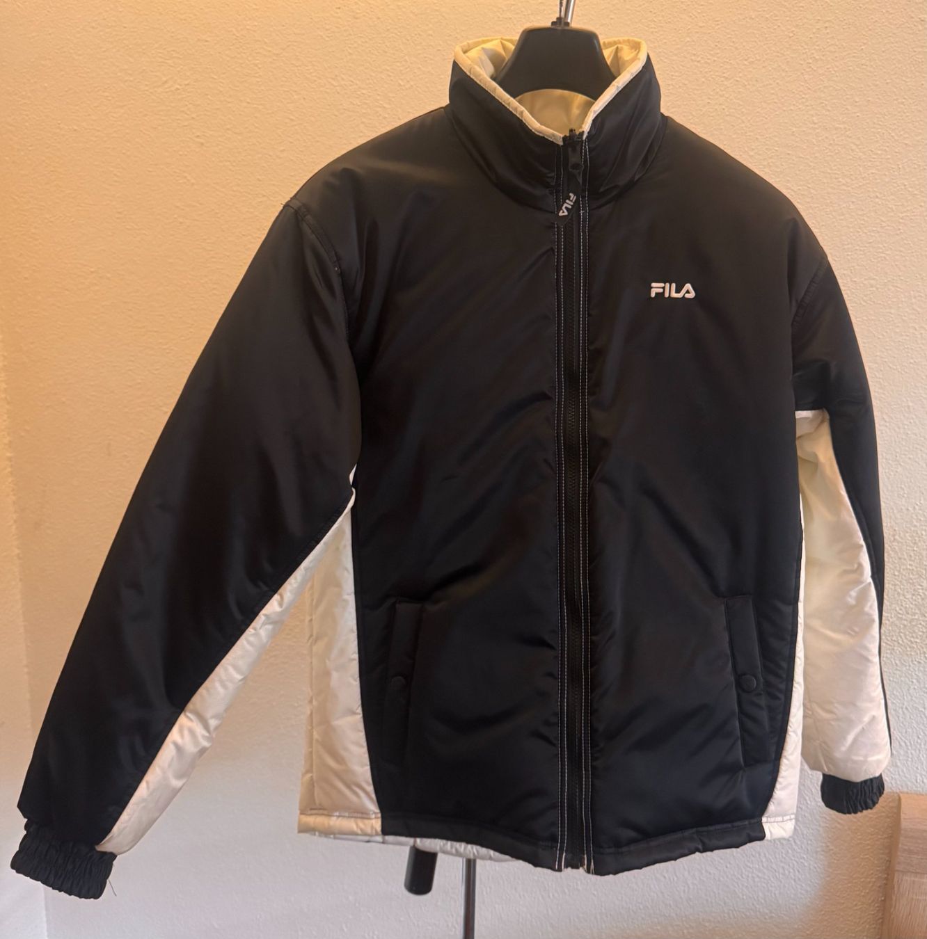 Fila Giacche: Fila - Reversible autumn/winter windbreaker – Usato da Canobbio venduto da kk_dee
