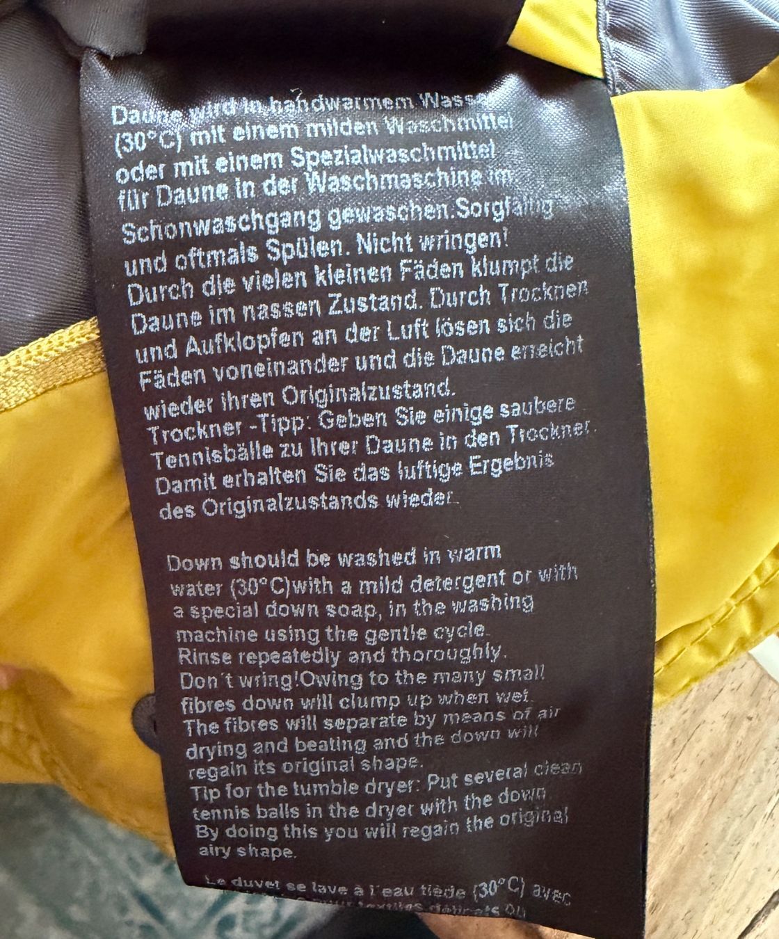 Fuchs Schmitt Giacche: Steppjacke FUCHS SCHMITT gelb – Nuovo (secondo la descrizione) da Oberweningen venduto da Achille.3 5