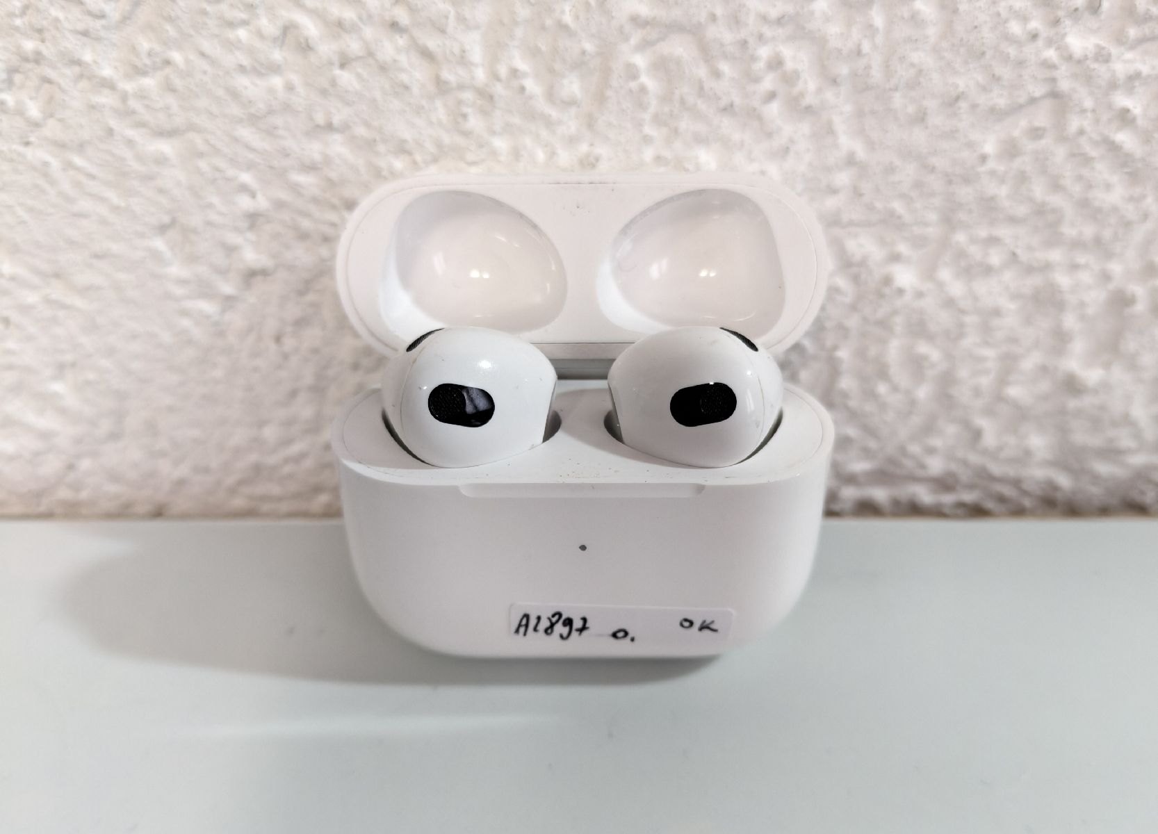 Apple Cuffie: Apple AirPods 3. Generation – Usato da Ehrendingen venduto da Rocky985