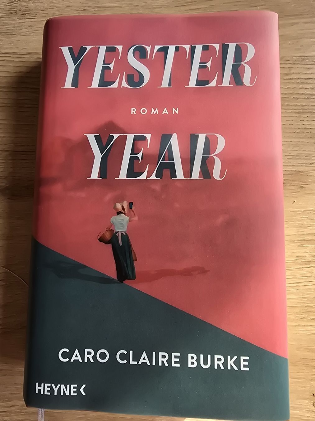 Libri: Yesteryear von Caro Claire Burke – Usato da Zürich venduto da thisis4you