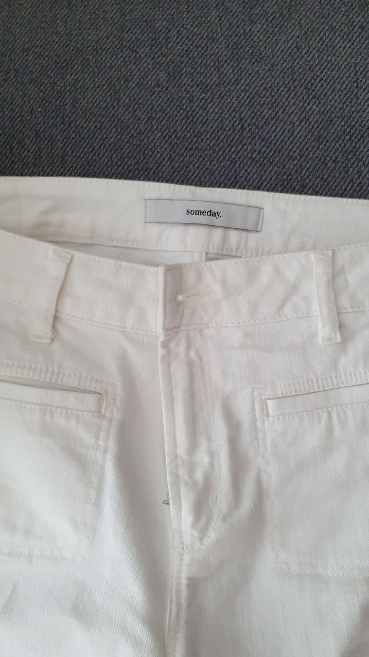 Someday Hosen: Someday weiße Hose – Neu (gemäss Beschreibung) aus Basel von and_xs78 1
