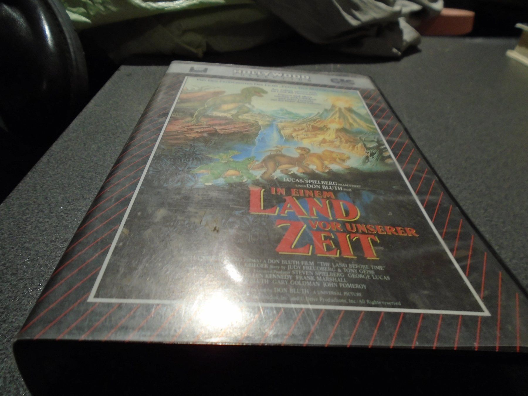 Alle VHS: Video In einem Land vor unserer Zeit – Gebraucht aus Zürich von abraxas1291