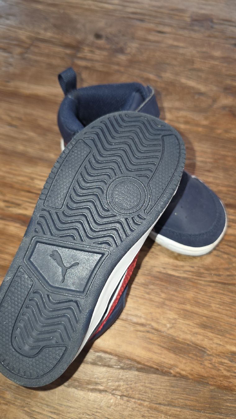 Puma Scarpe per ragazzi: Puma Sneaker Gr. 25, NEU – Nuovo (secondo la descrizione) da Muri AG venduto da pneu1234 1