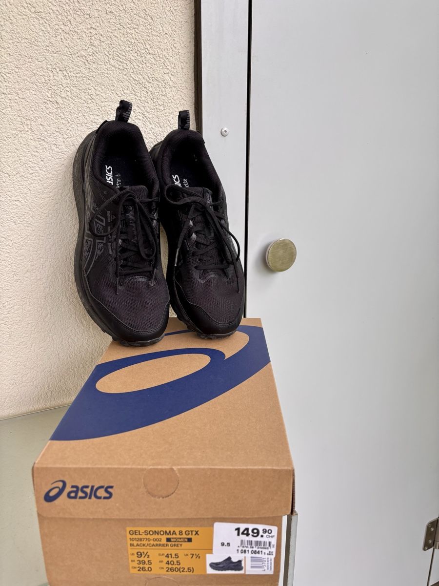 Asics Damenschuhe: ASICS zum Schnäppchenpreis – Neu (gemäss Beschreibung) aus Duggingen von Petrof 2