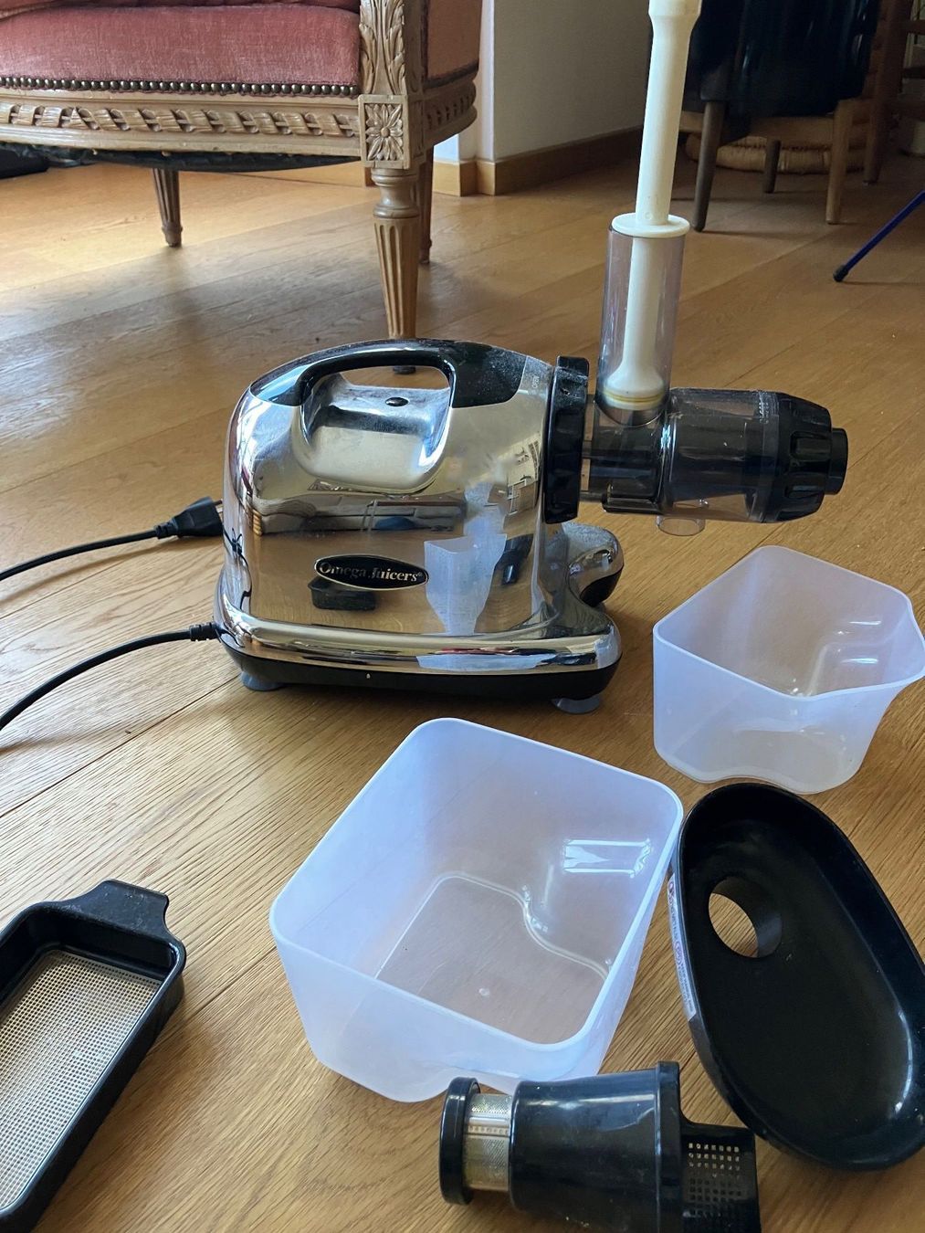 Elettrodomestici da cucina: Omega Juicers 8226 mit Schweizer Adapter – Usato da Zürich venduto da chrislalive 5
