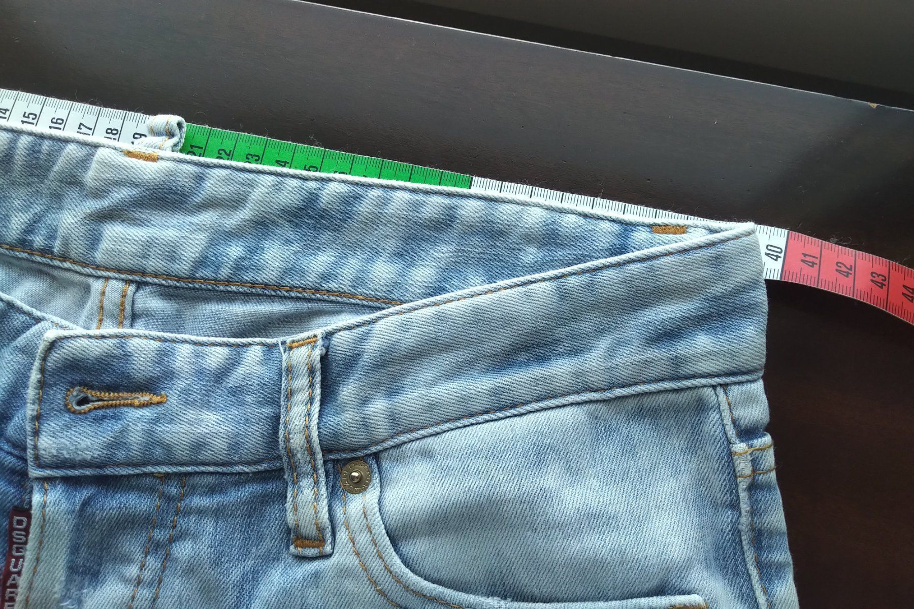 Dsquared2 Jeans: Dsquared Jeans – Usato da Bäch SZ venduto da ruslena29 8