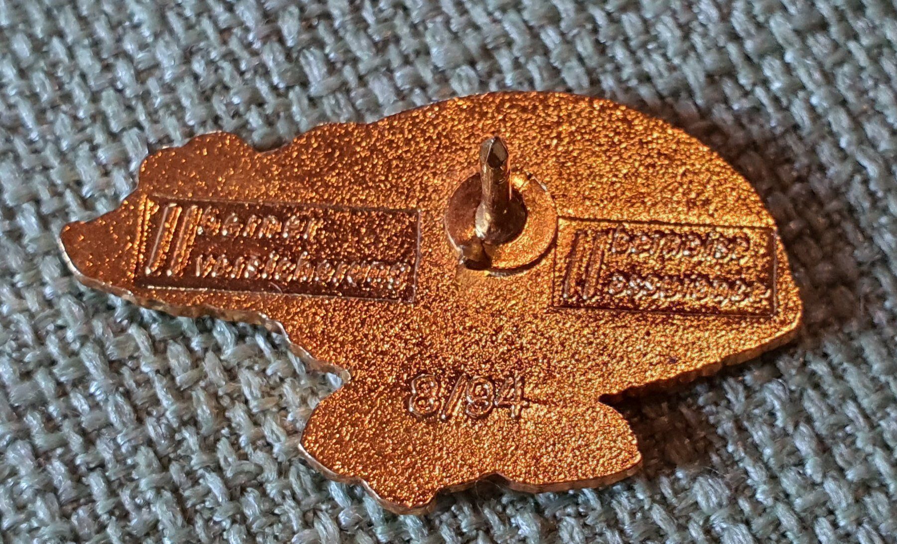 Plaketten & Abzeichen: G536 - Pin Bär Bern Berner Versicherung 8/94 – Gebraucht aus Reinach BL von Boston-Verkauf 1