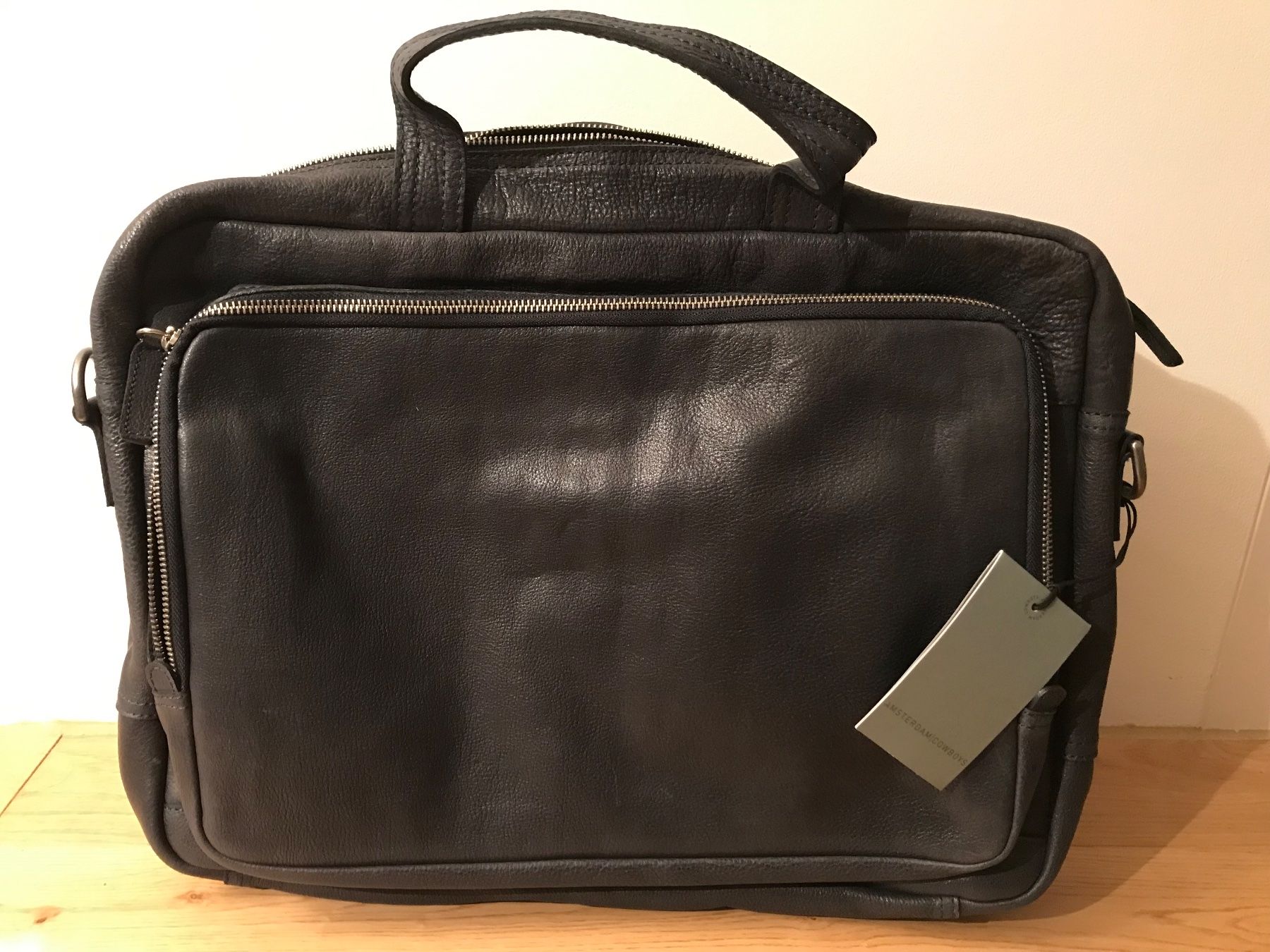 Borse: Tasche aus Leder – Nuovo (secondo la descrizione) da Küsnacht ZH venduto da Quiti