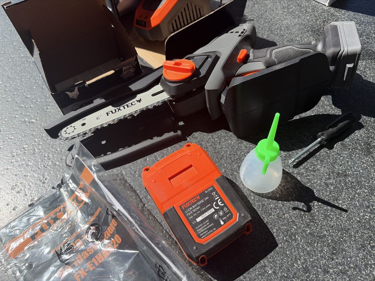 Fuxtec Tous les outils: Fuxtec 20V Handastschere FX-E1HAS20SET - NEU – Neuf avec emballage d'origine à Binningen par Rhylax 2